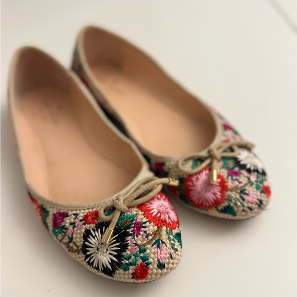 kate spade Shoes - Kate Spade New York Wilton Floral Embroidered Ballet Flats Size 8.5